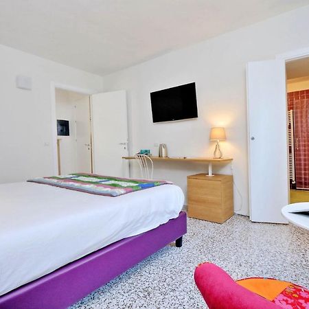 Guest House Viaroma San Severino Marche Exterior foto